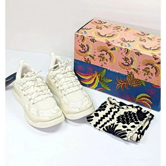 FARM Rio Women's Lace Up Low Top Chunky Platform Sneakers Size 9 (MSRP $275) - Picture 3 of 11